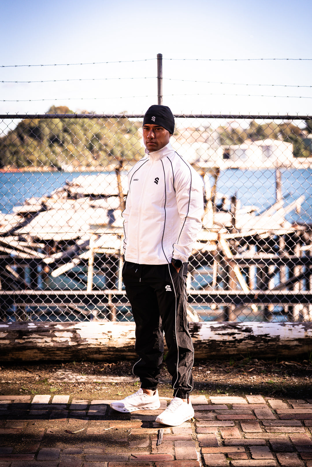 Vanguard Windbreaker - Salt
