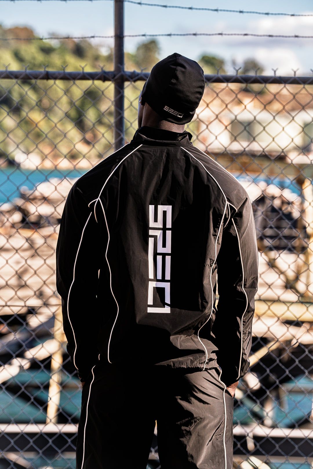 Vanguard Windbreaker - Carbon