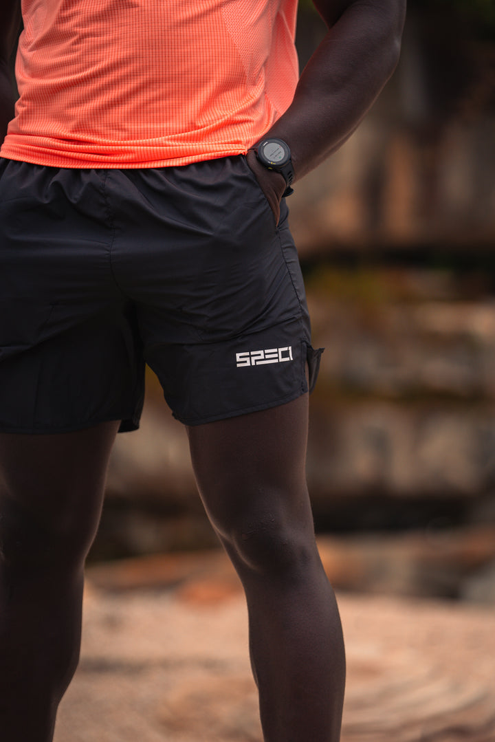 Latitude Short - Carbon