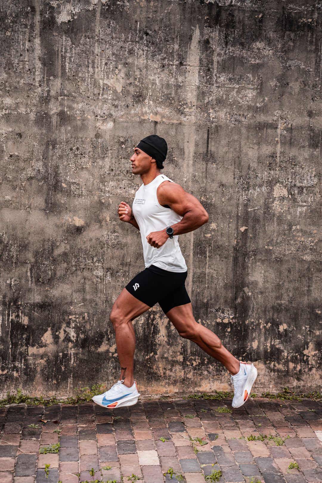 Cadence Run Short Half - CARBON