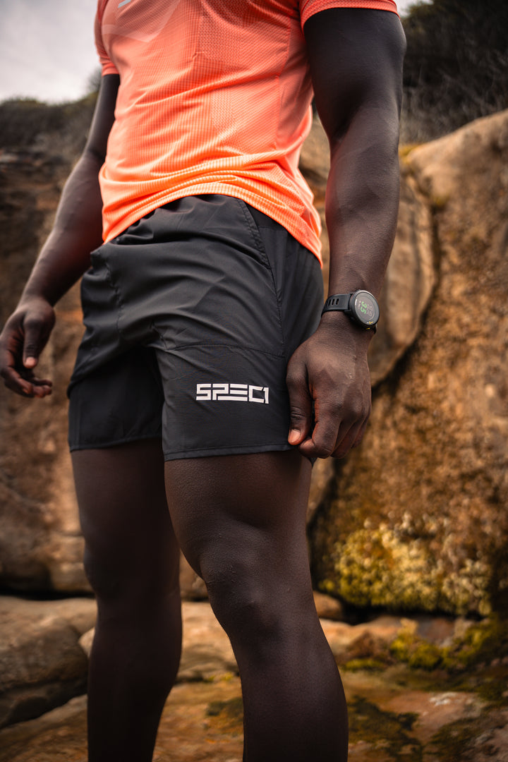 Latitude Short - Carbon